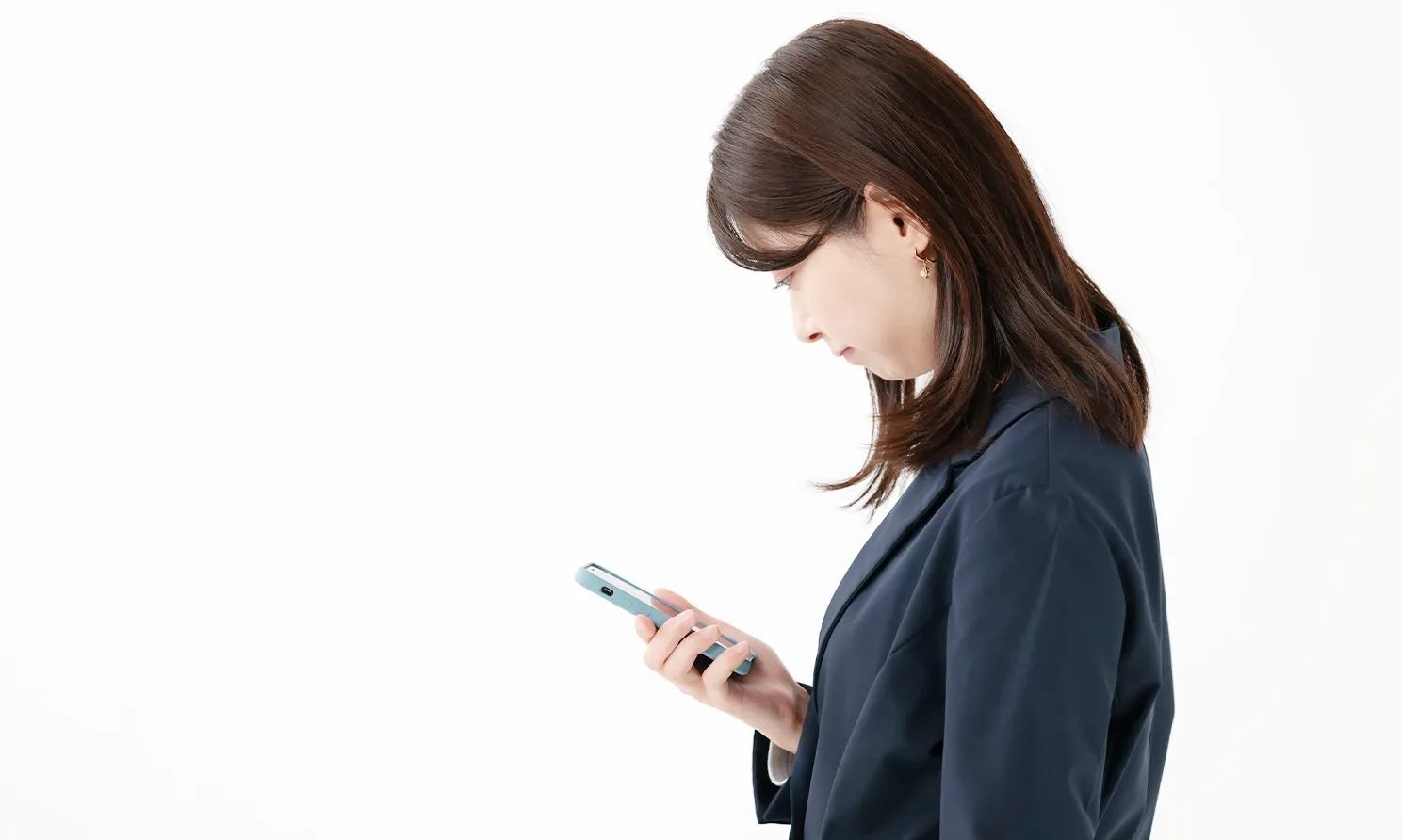 ストレートネックで悩む女性